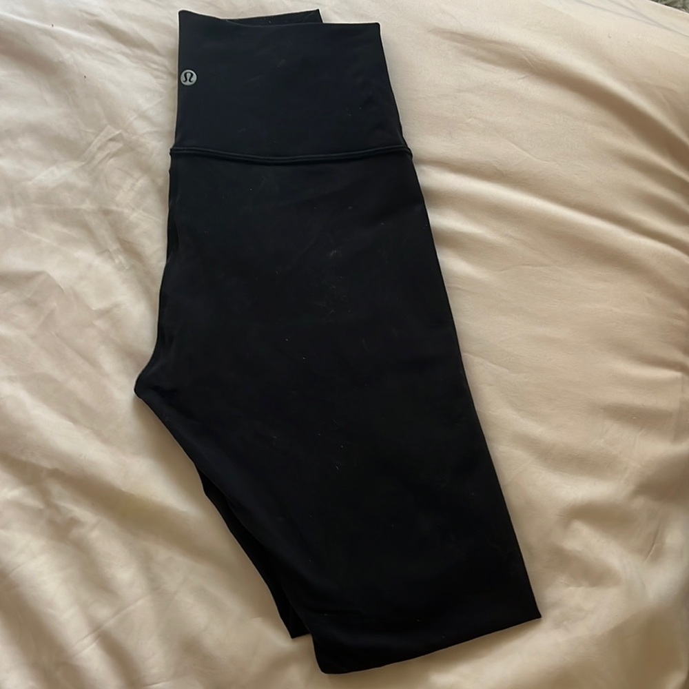 Lulu Lemon Leggings. Black. Size 8